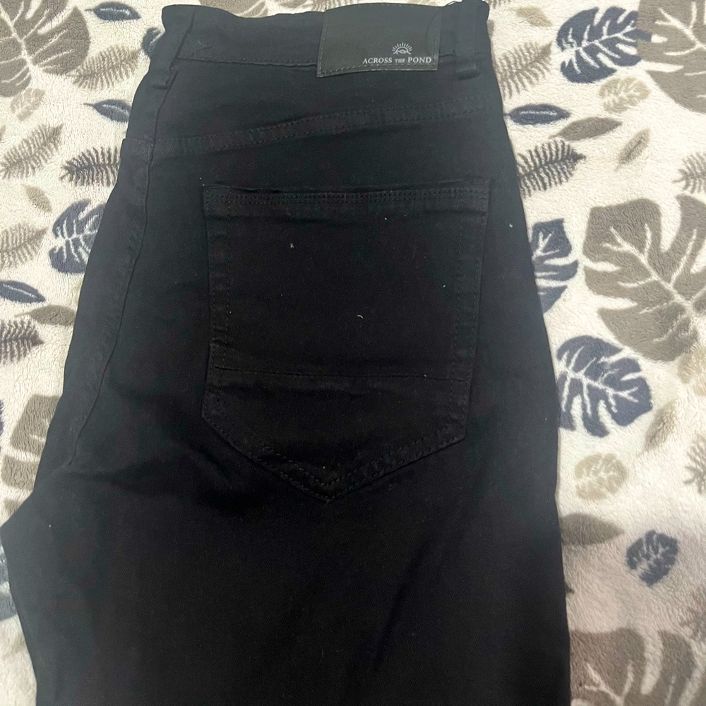 Across the pond jeans